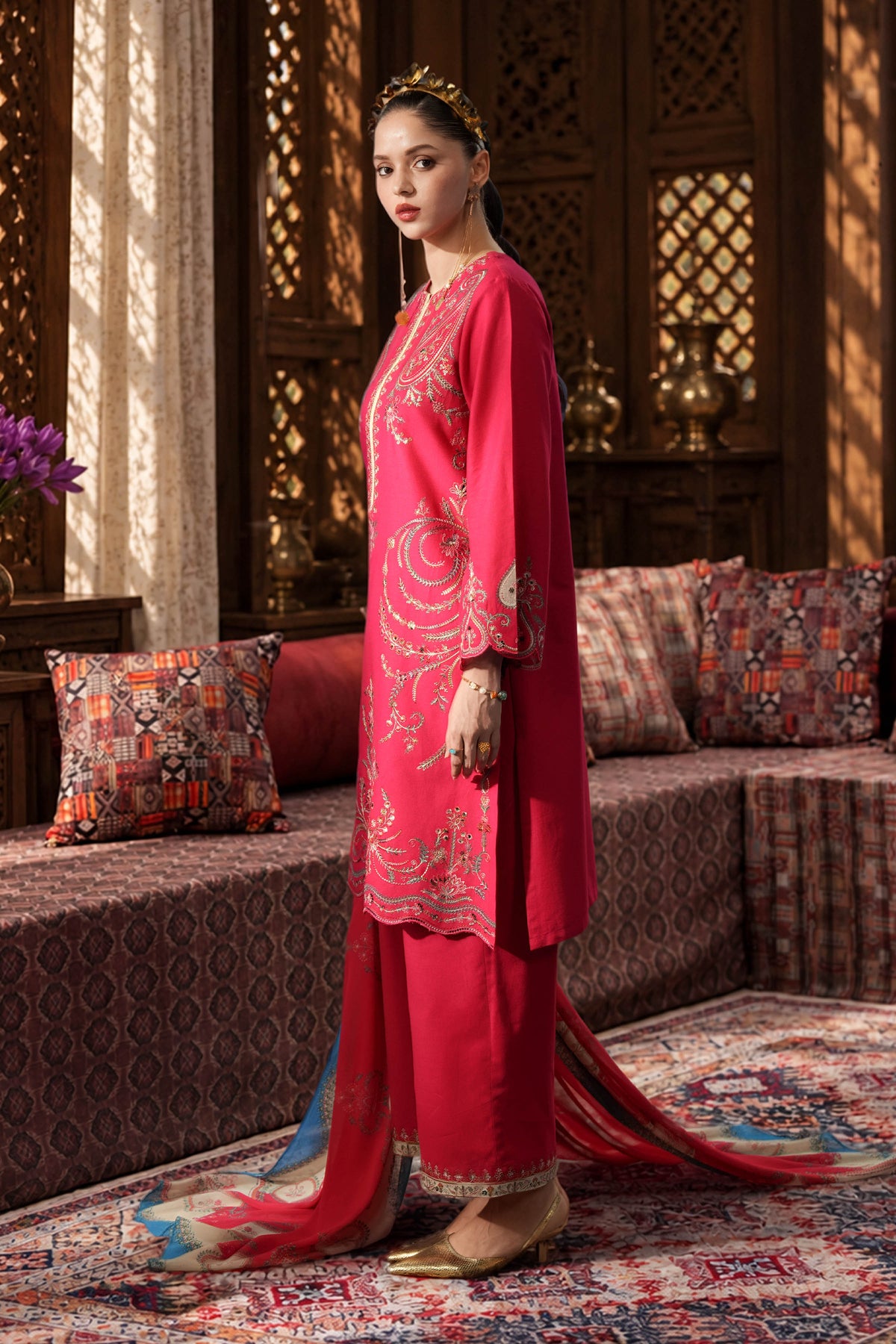 KHADDAR | EMBROIDERED