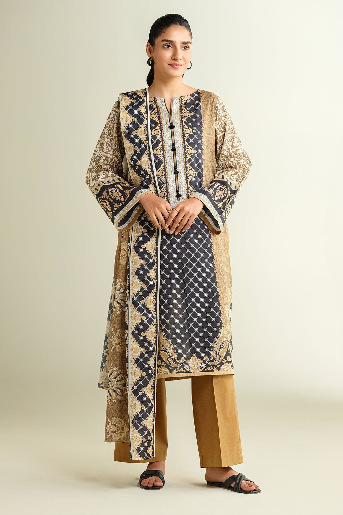 3 Piece - Printed Lawn Suit - X6148 - Shop Now at Kayseria