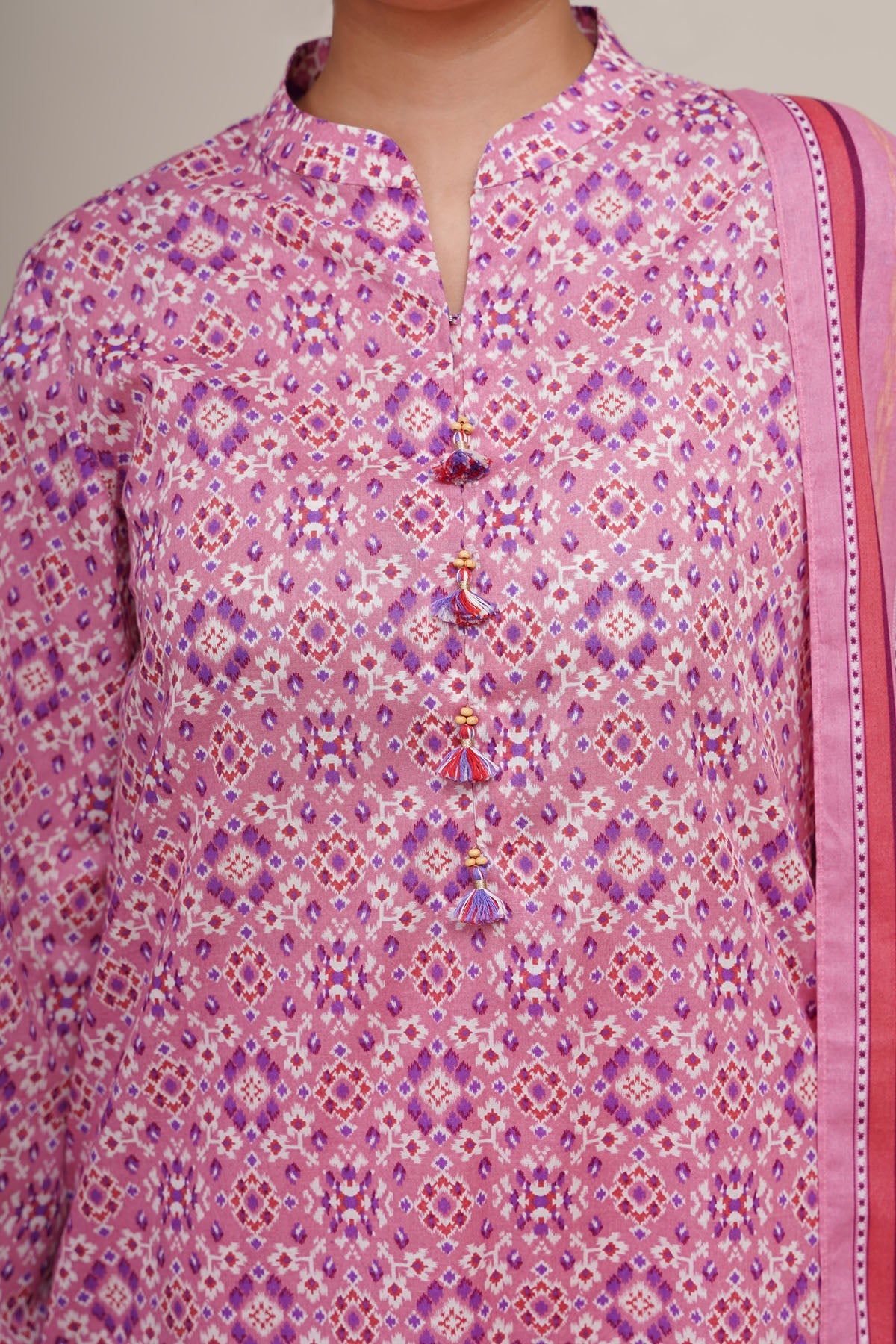 3 Piece - Printed Lawn Suit - X6216 - Shop Now at Kayseria