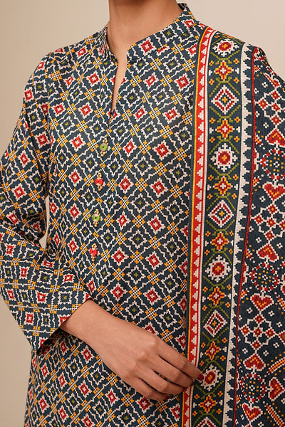 3 Piece - Printed Khaddar Suit - X7106 - Shop Now at Kayseria