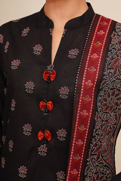 3 Piece - Printed Khaddar Suit - X7129 - Shop Now at Kayseria