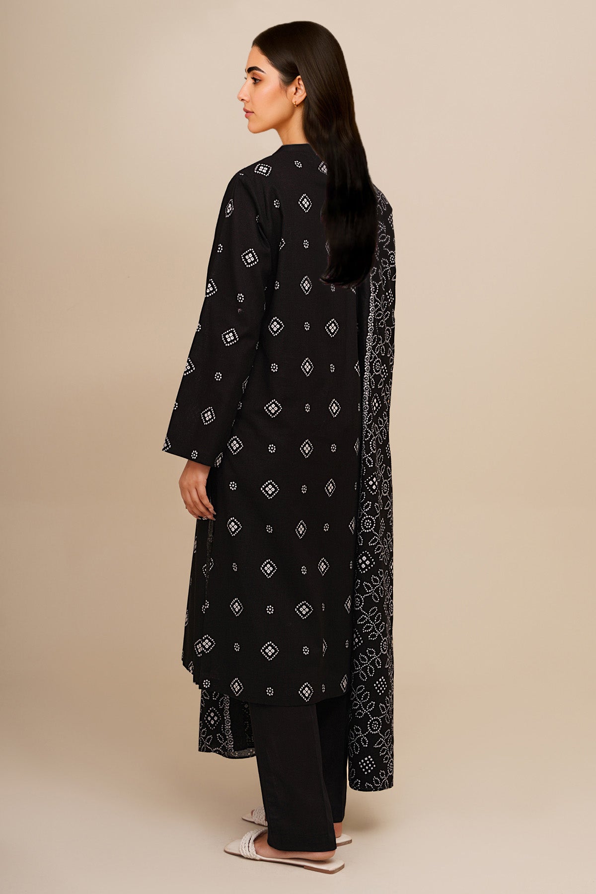 3 Piece - Printed Khaddar Suit - X7133 - Shop Now at Kayseria