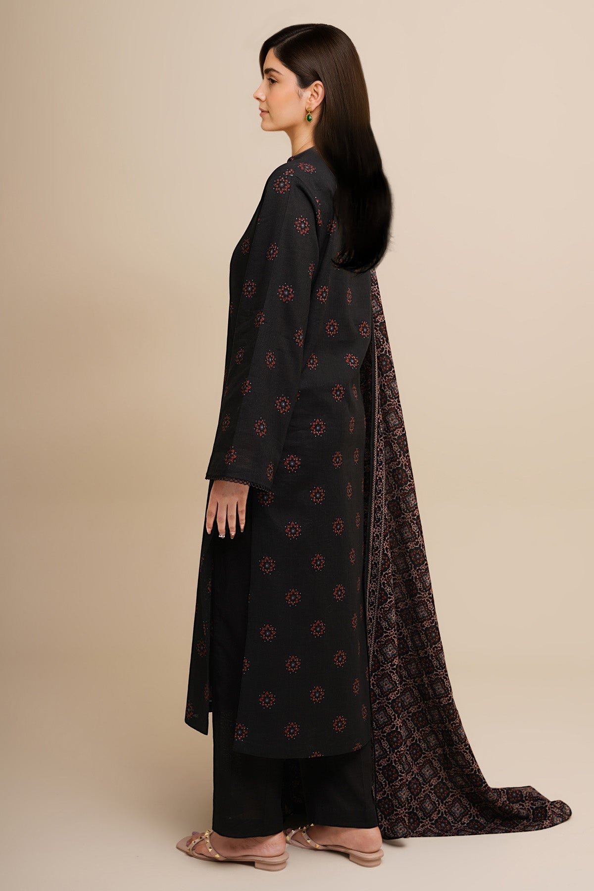 3 Piece - Printed Khaddar Suit - X7139 - Shop Now at Kayseria