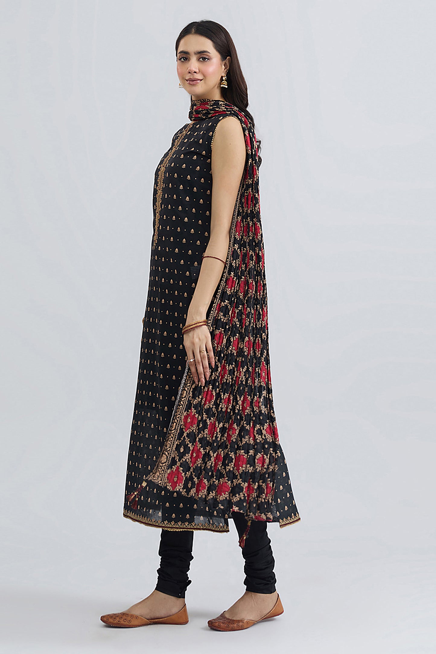 LAWN | EMBROIDERED