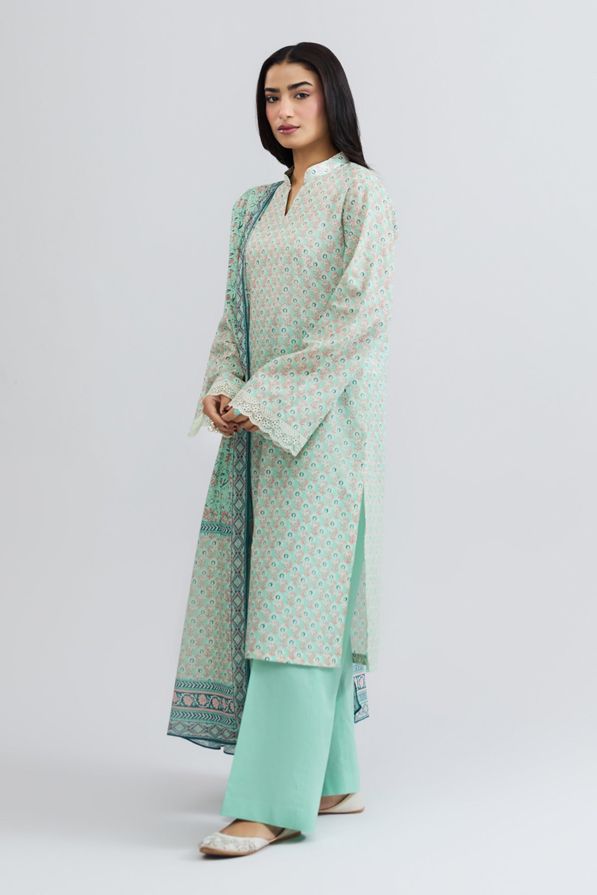 LAWN | EMBROIDERED - Shop Now at Kayseria