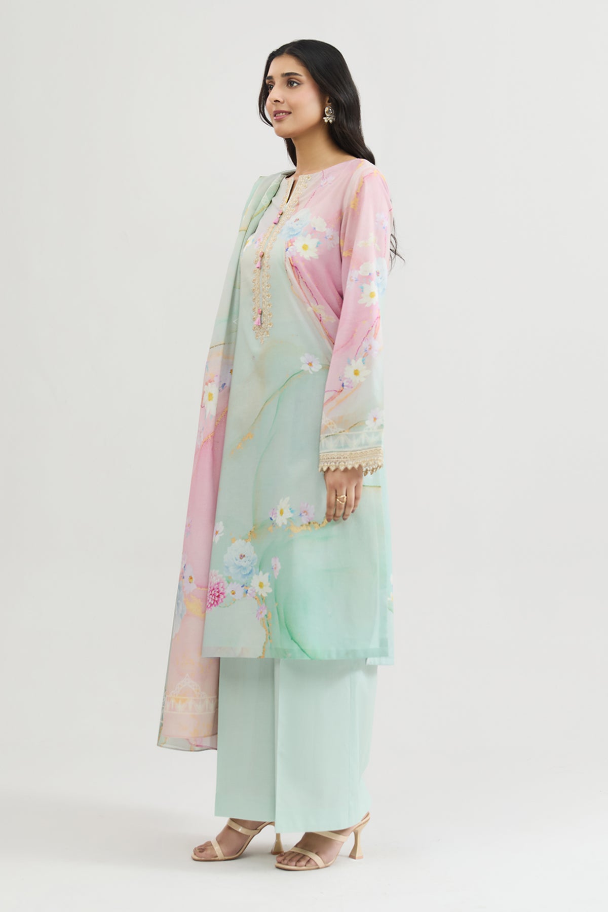 LAWN | EMBROIDERED - Shop Now at Kayseria