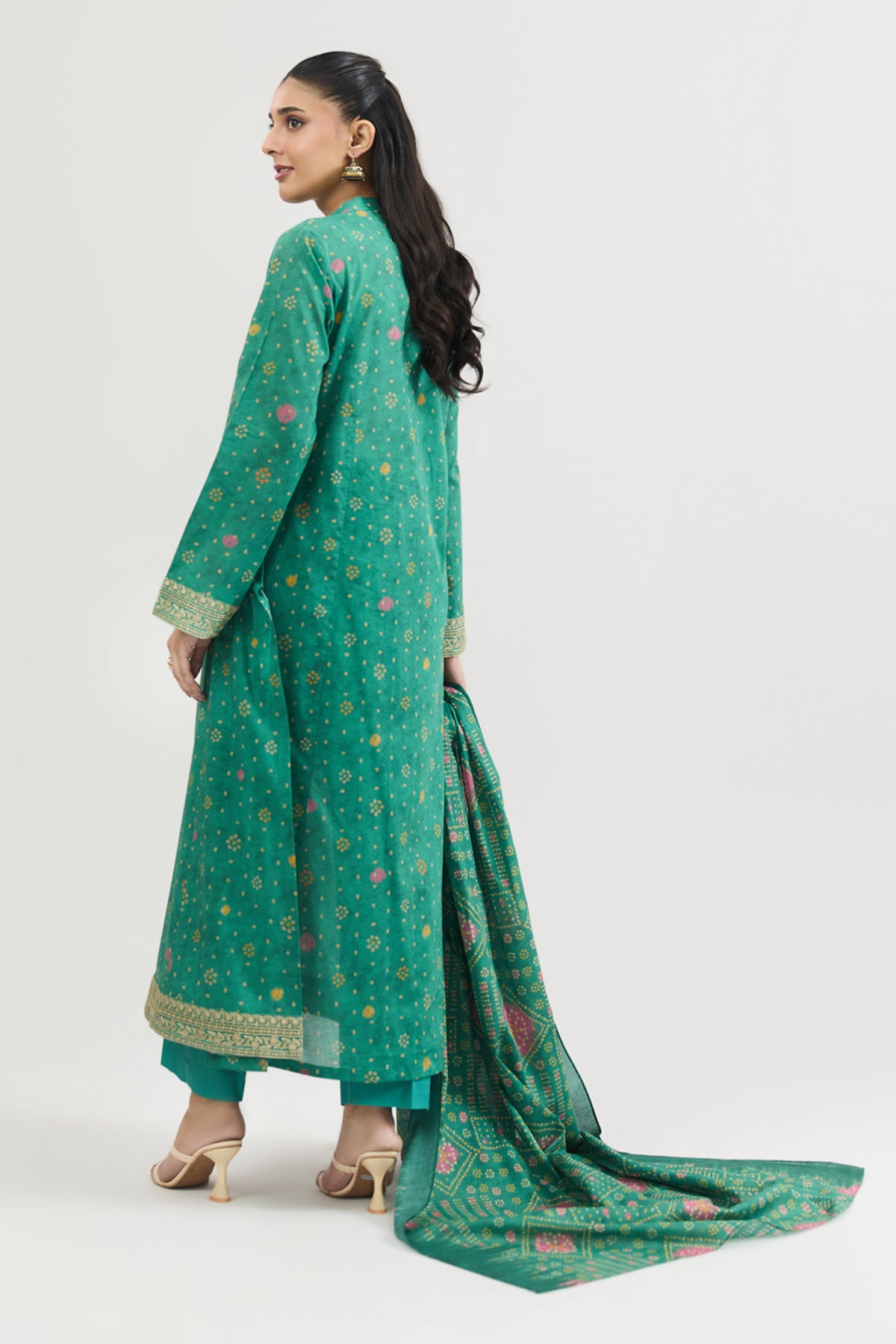 LAWN | EMBROIDERED - Shop Now at Kayseria