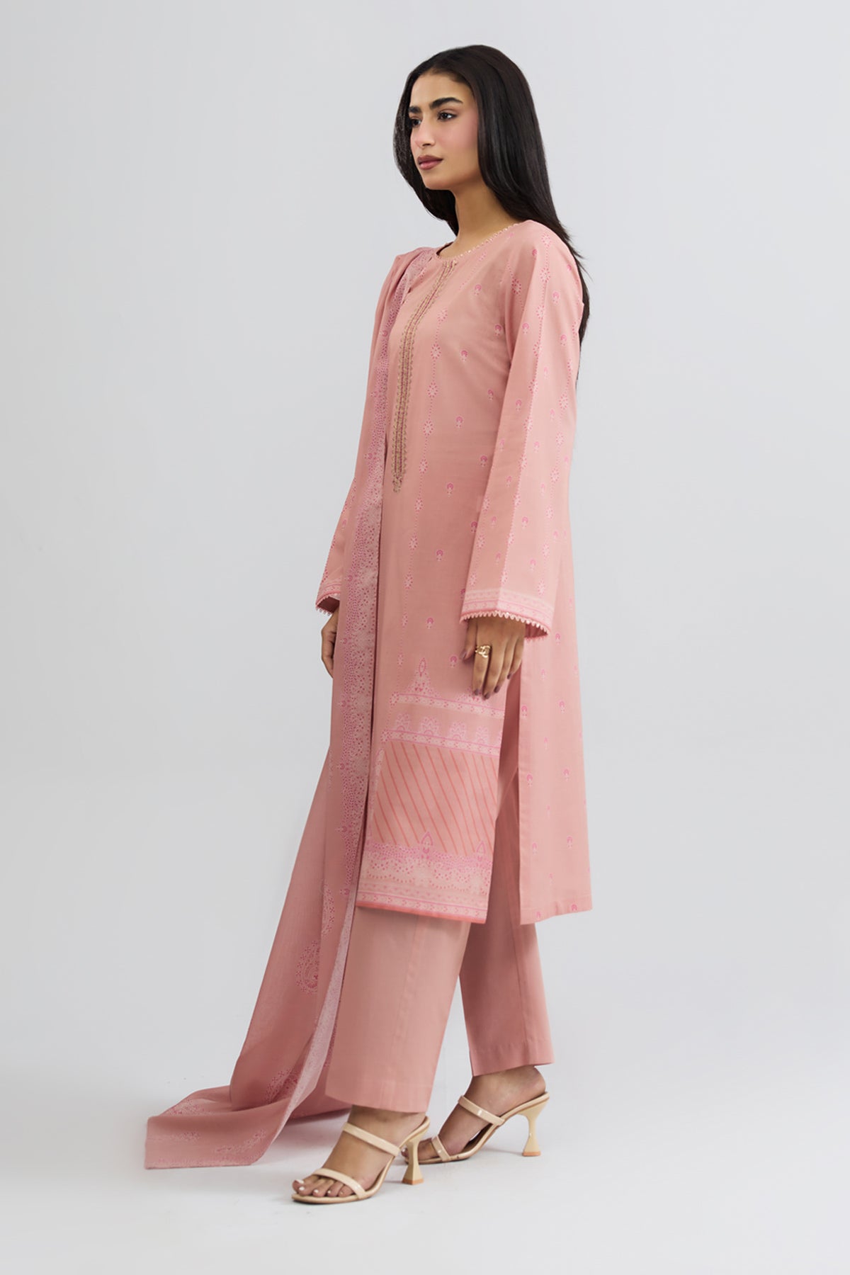 LAWN | EMBROIDERED - Shop Now at Kayseria
