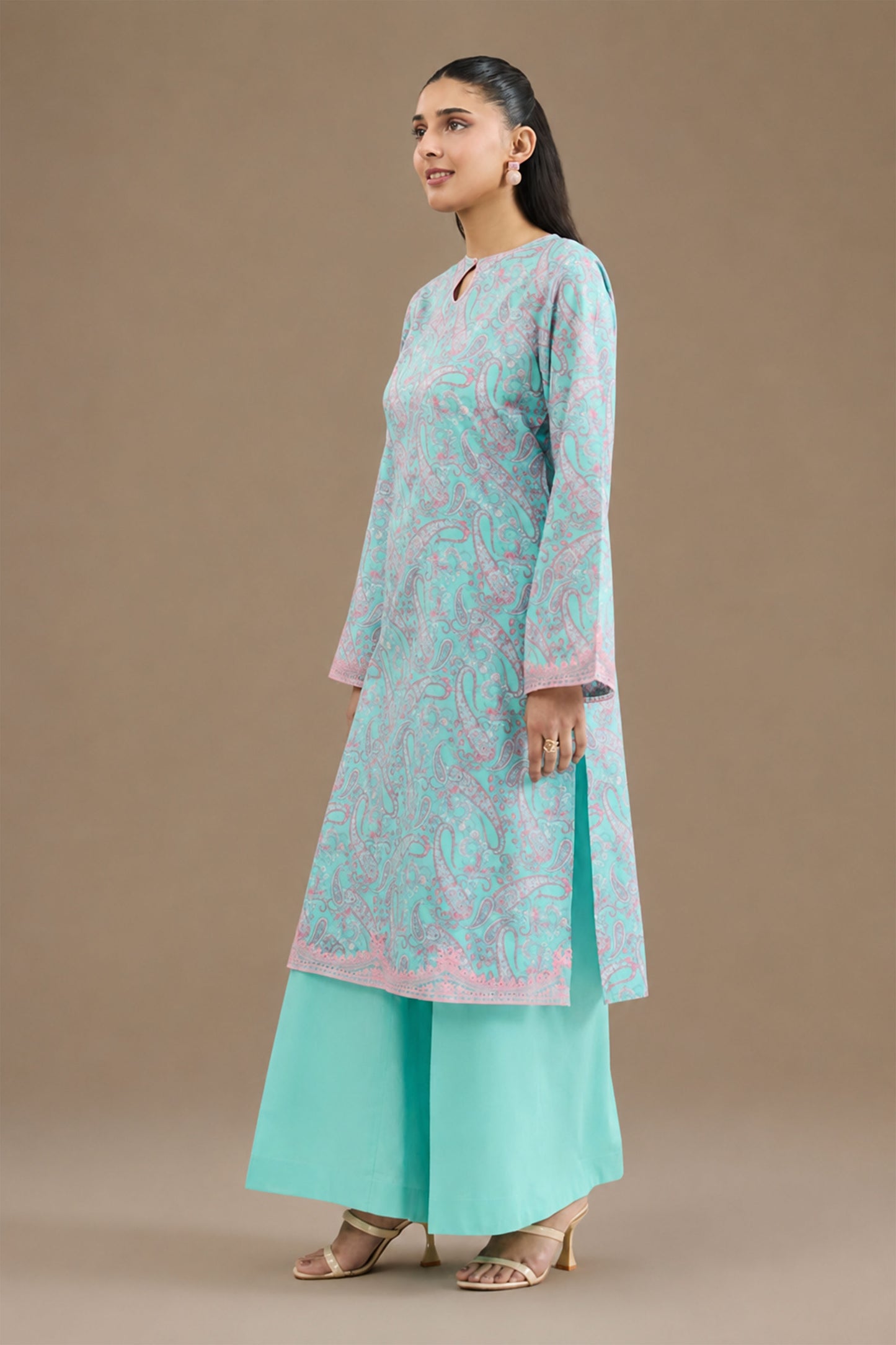 LAWN | EMBROIDERED