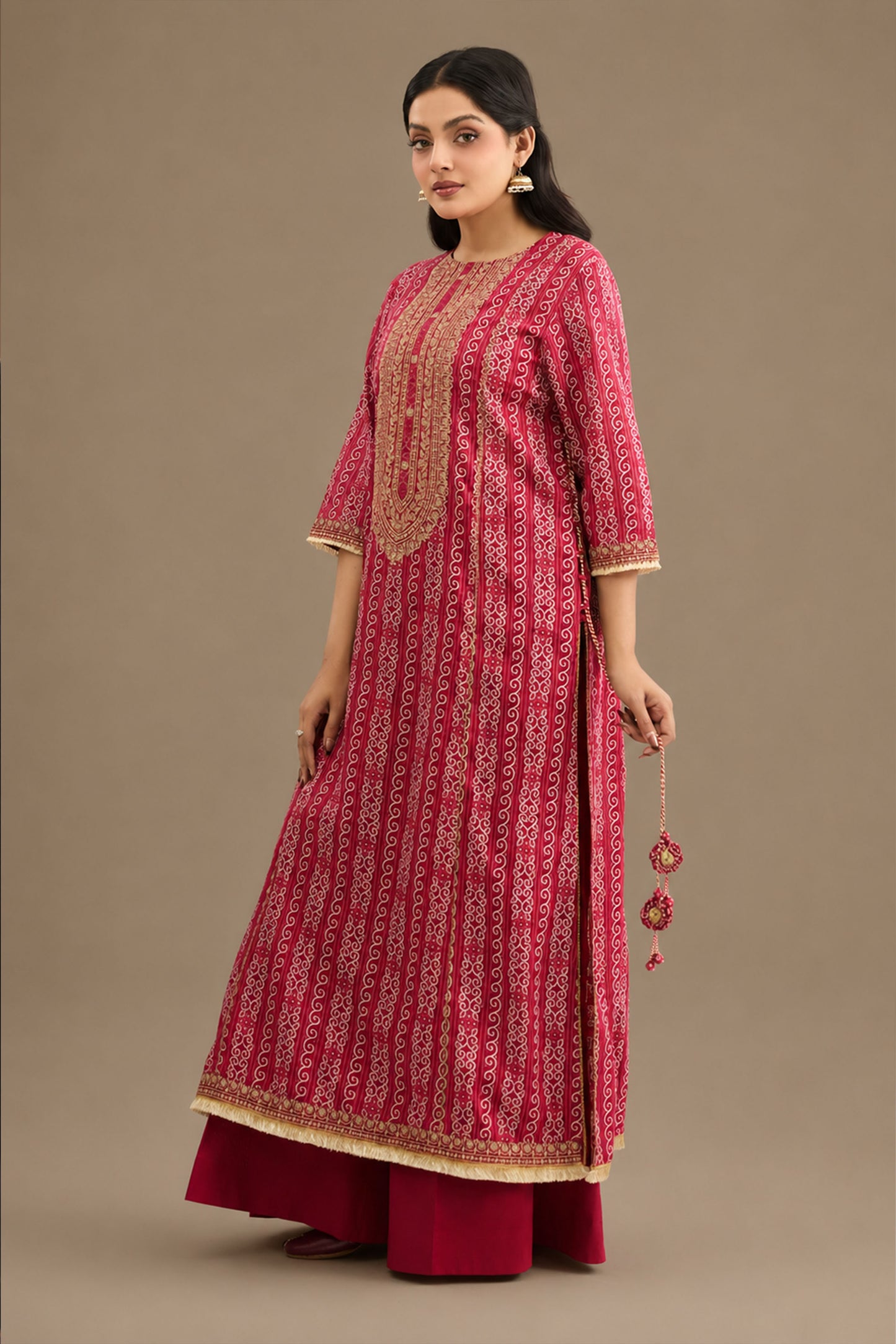 LAWN | EMBROIDERED