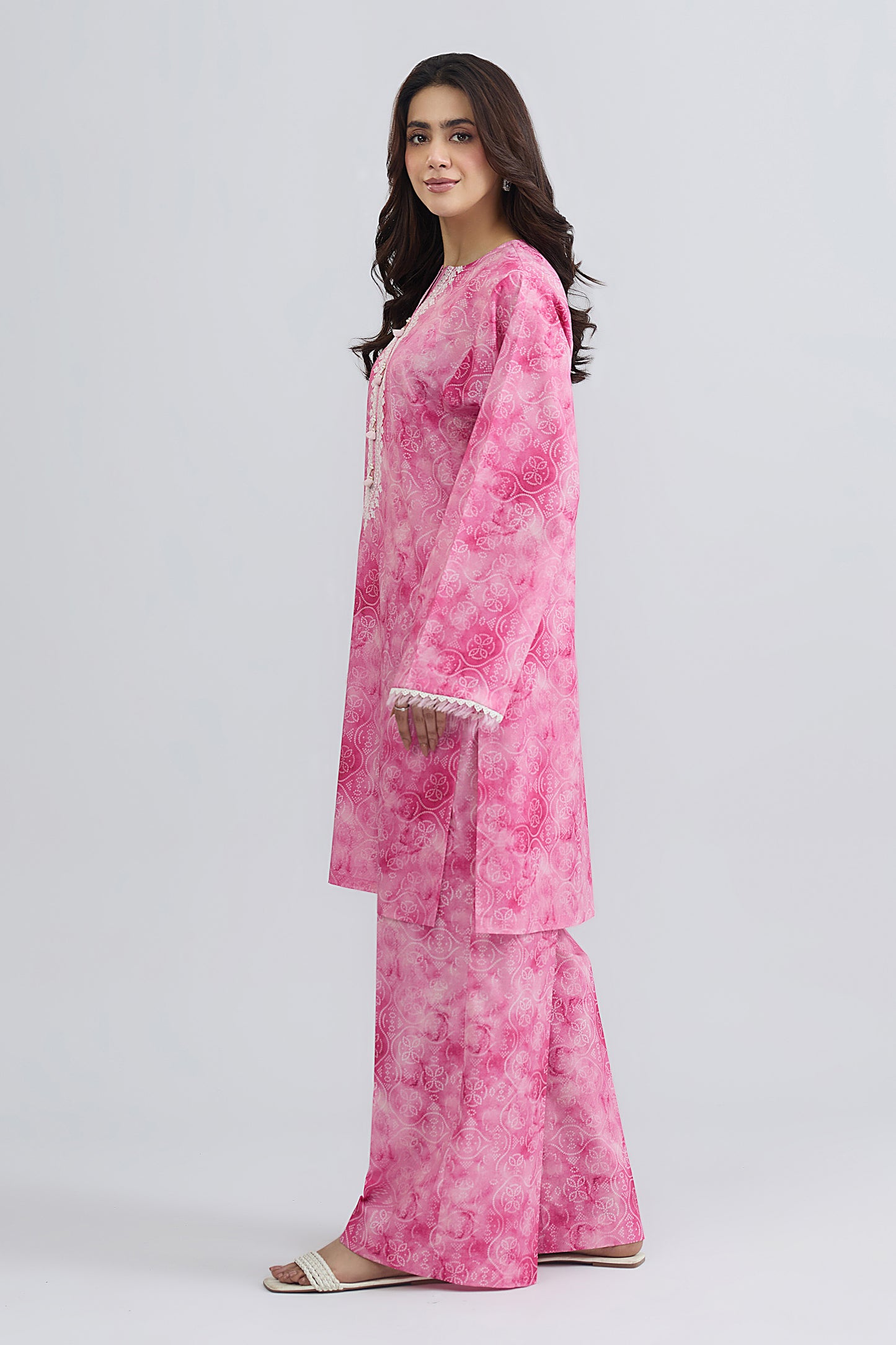 LAWN | EMBROIDERED