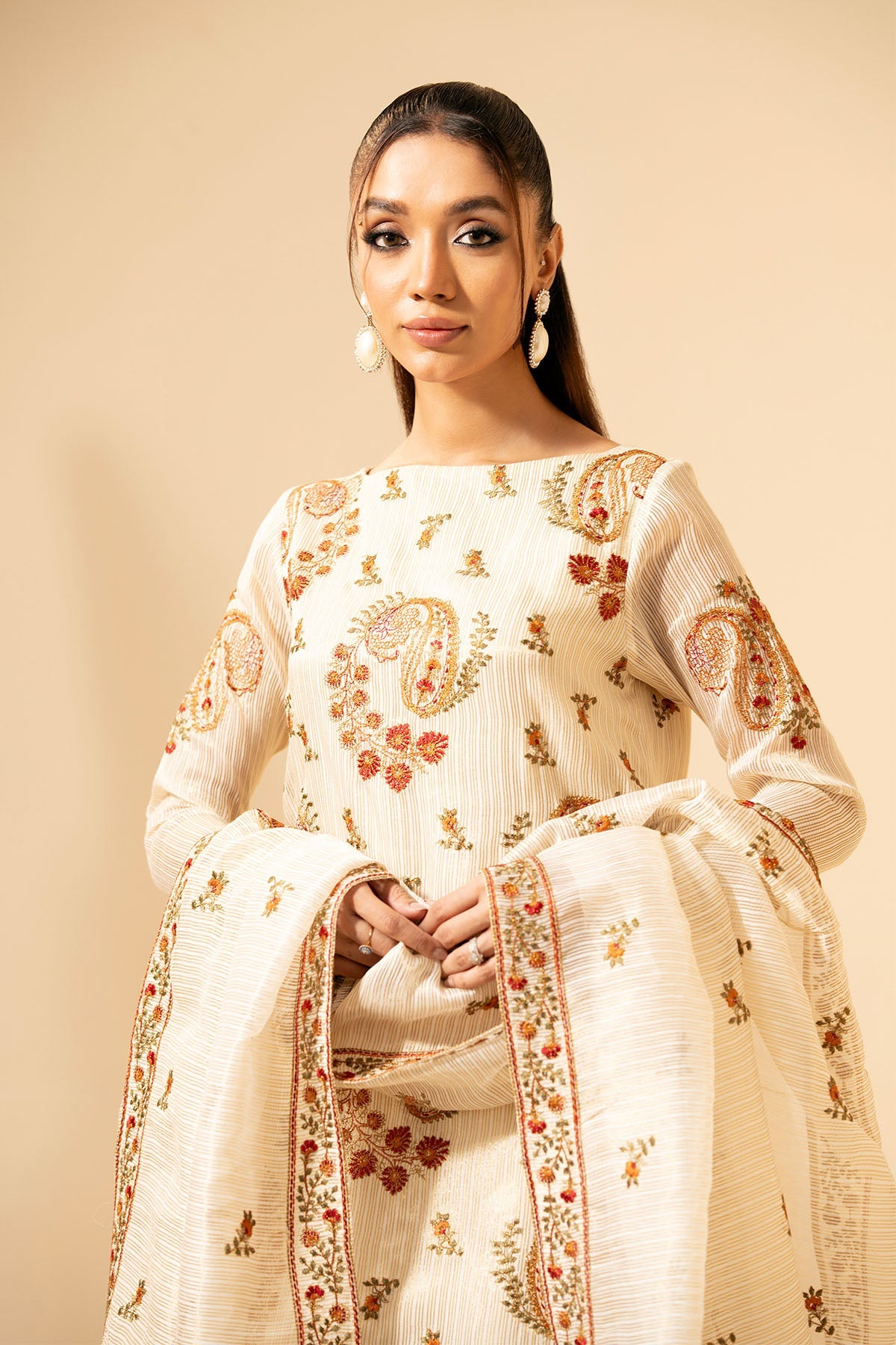 3 Piece - Embroidered Organza Suit - E1380 - Shop Now at Kayseria