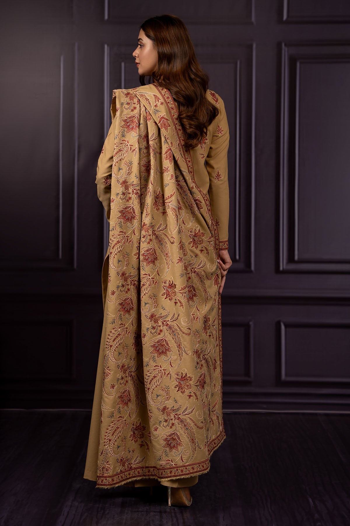 3 Piece - Embroidered Suit - E1401 - Shop Now at Kayseria