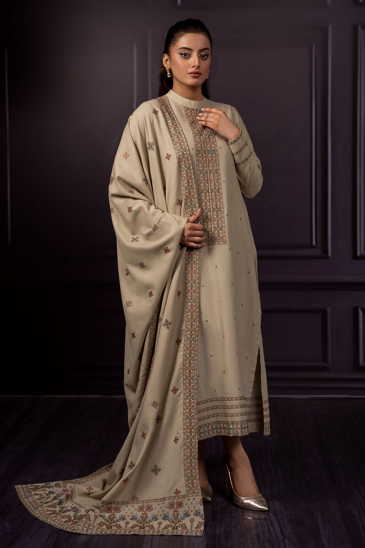 3 Piece - Embroidered Suit - E1454 - Shop Now at Kayseria