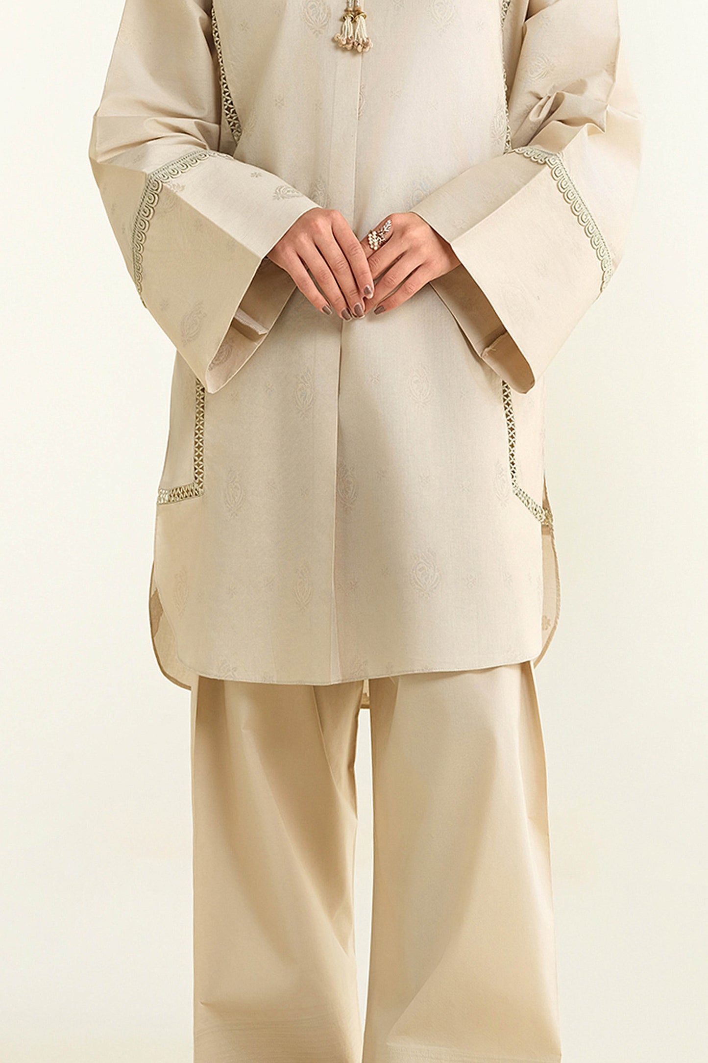 JACQUARD | EMBELLISHED