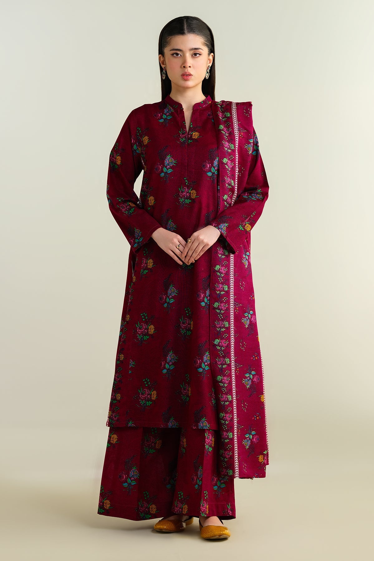 3 Piece - Printed Khaddar Suit - KPW24-P3136-136 - Shop Now at Kayseria