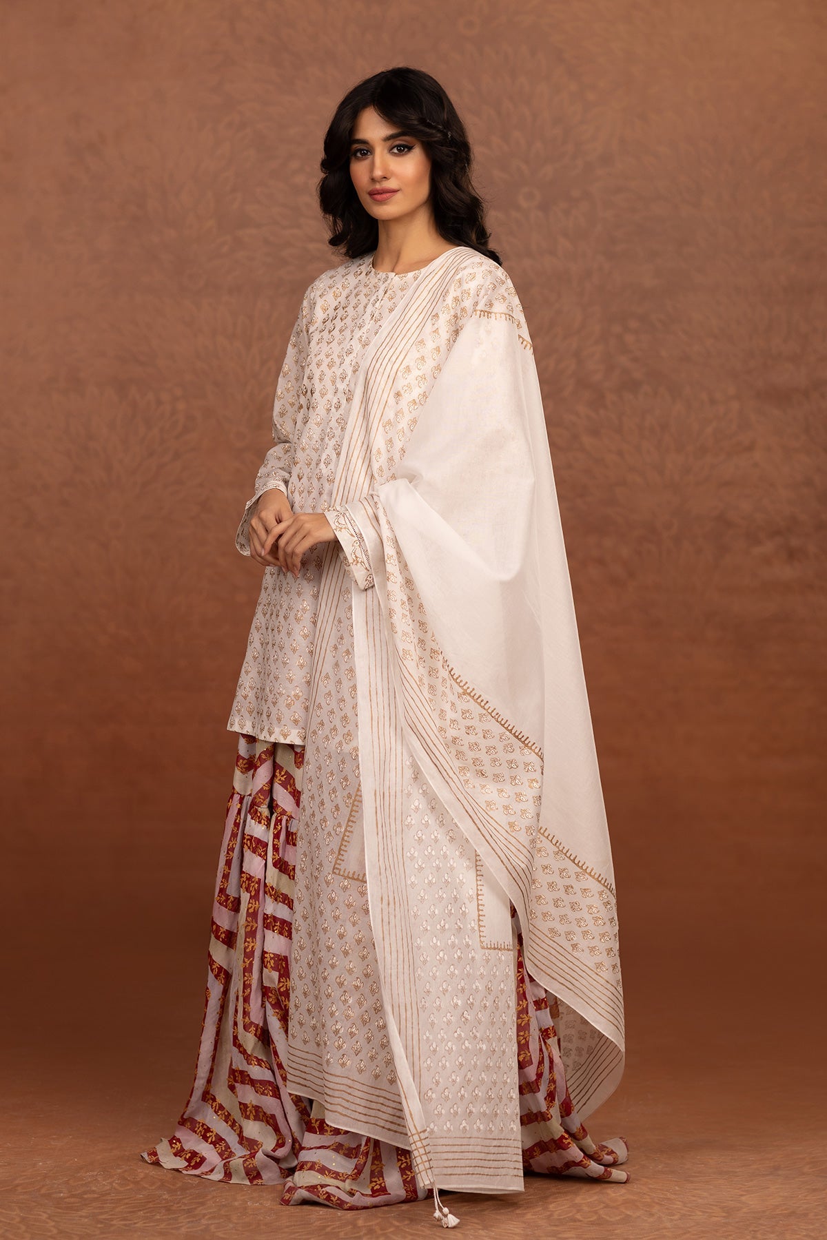 2 Piece - Printed Cotton Lawn Suit - MCP-1340 - Shop Now at Kayseria
