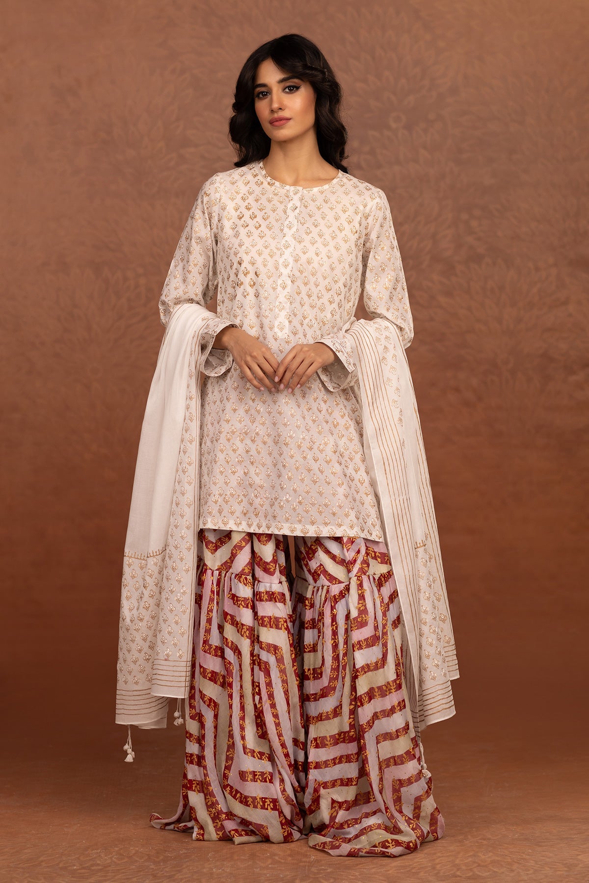 2 Piece - Printed Cotton Lawn Suit - MCP-1340 - Shop Now at Kayseria