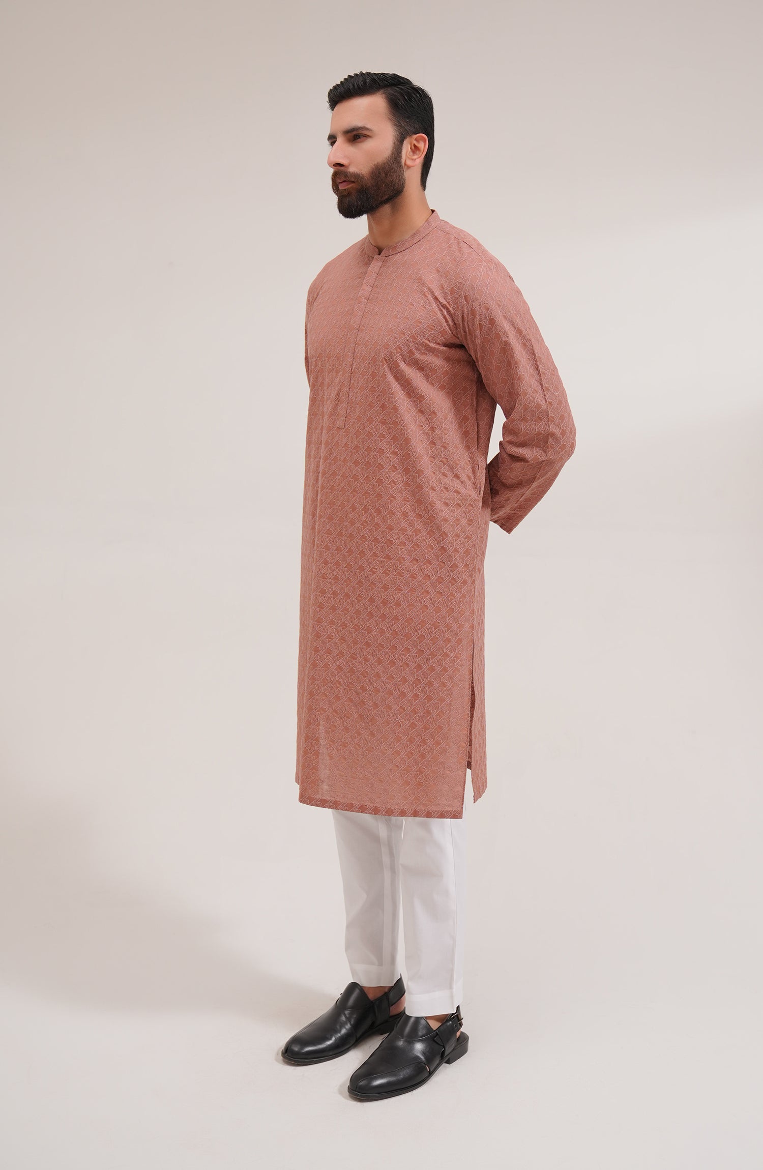 Men's Embroidered Kurta - Shop Now at Shahnameh
