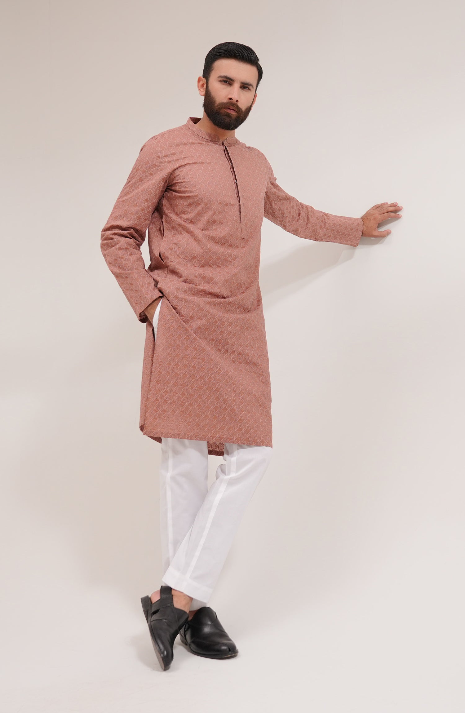 Men's Embroidered Kurta - Shop Now at Shahnameh