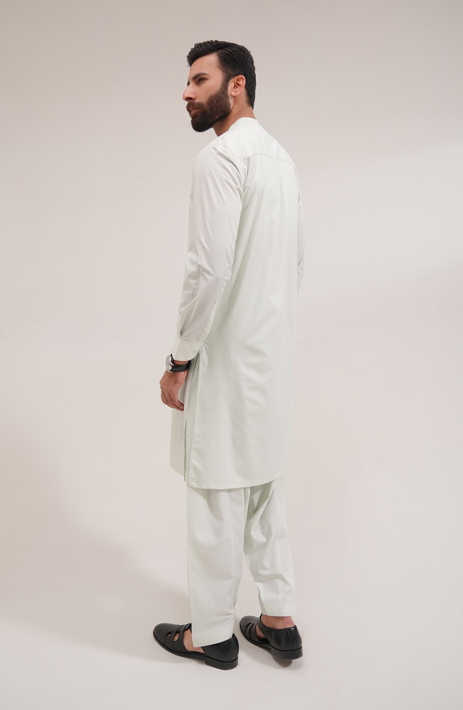 Men's Kurta Shalwar Suit - Shop Now at Shahnameh