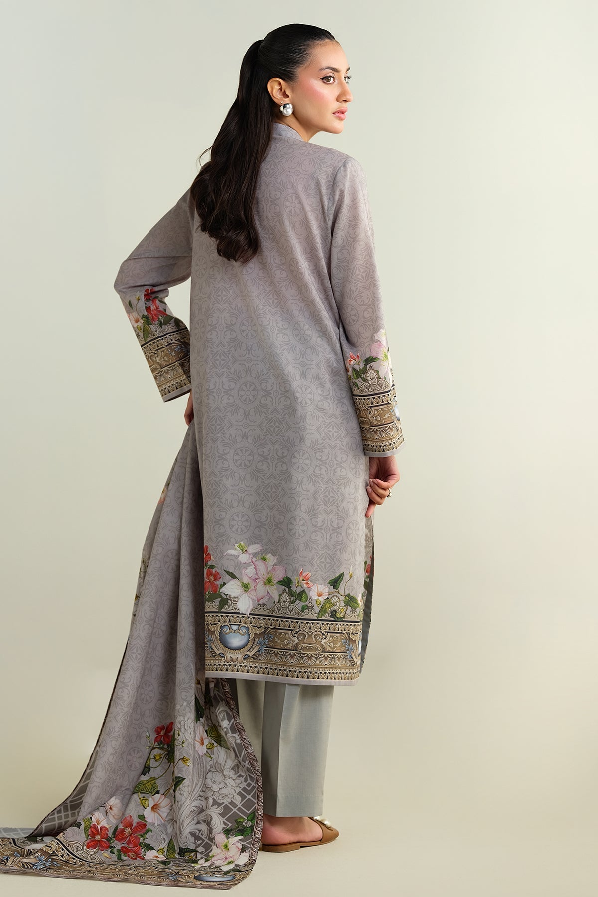 3 Piece - Printed Lawn Suit - X6143 - Shop Now at Kayseria