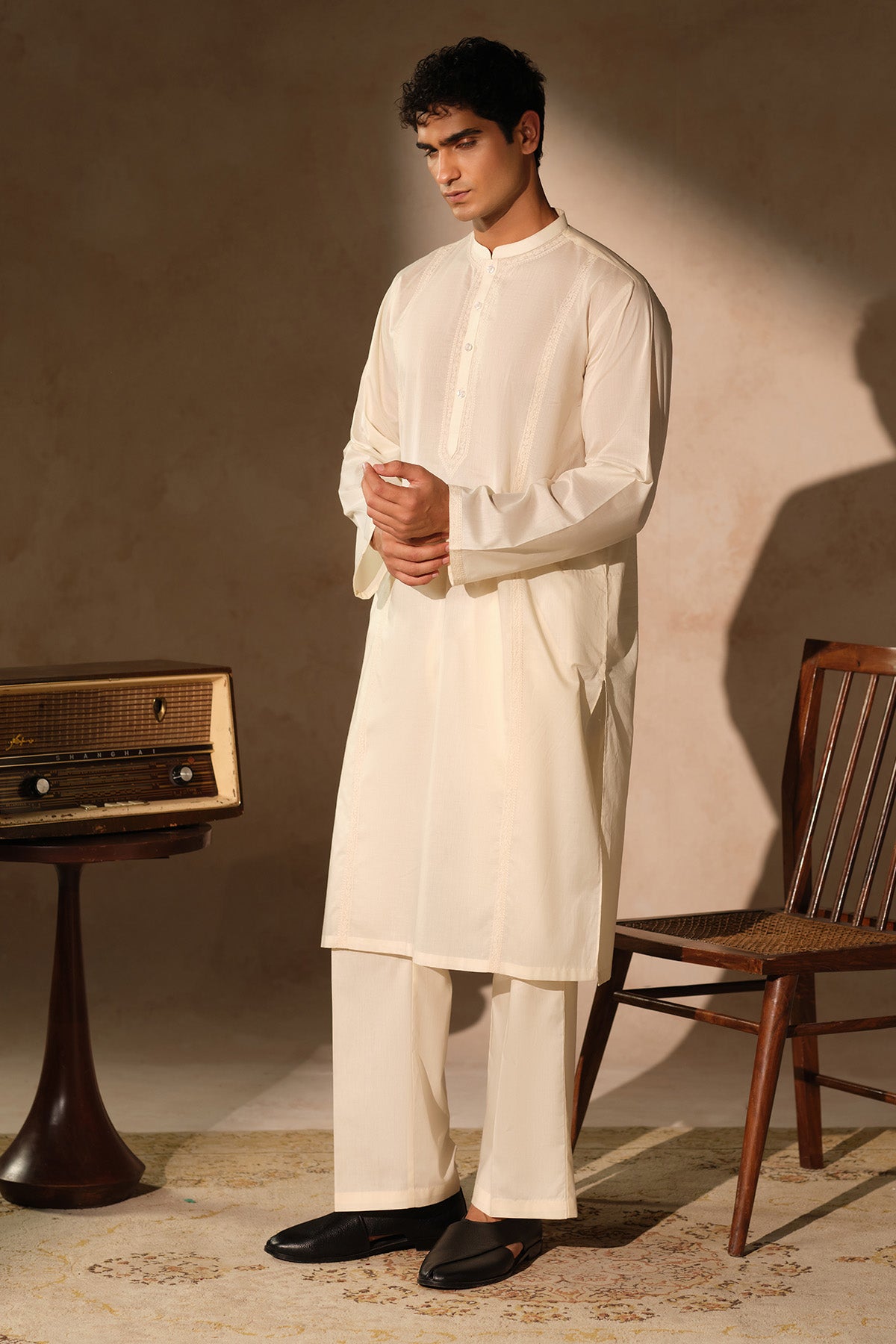 Chikankari Embroidered Kurta - SMK104126
