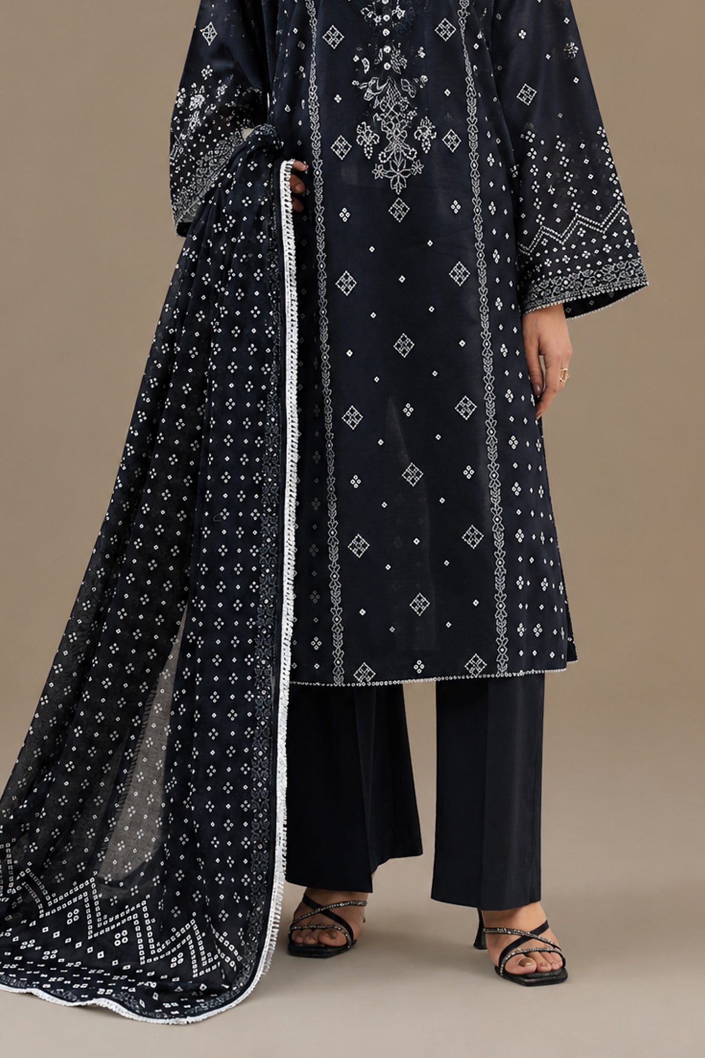 LAWN | PRINTED