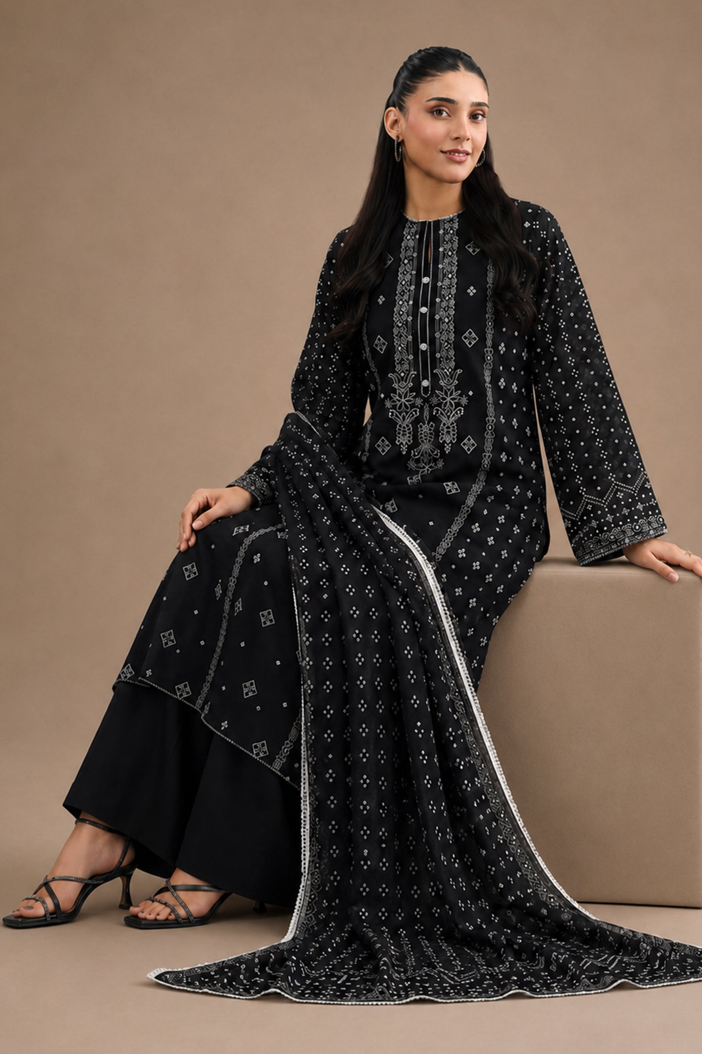LAWN | PRINTED