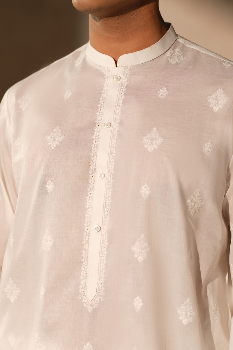 Andalusian Embroidered Kurta - SMK101126