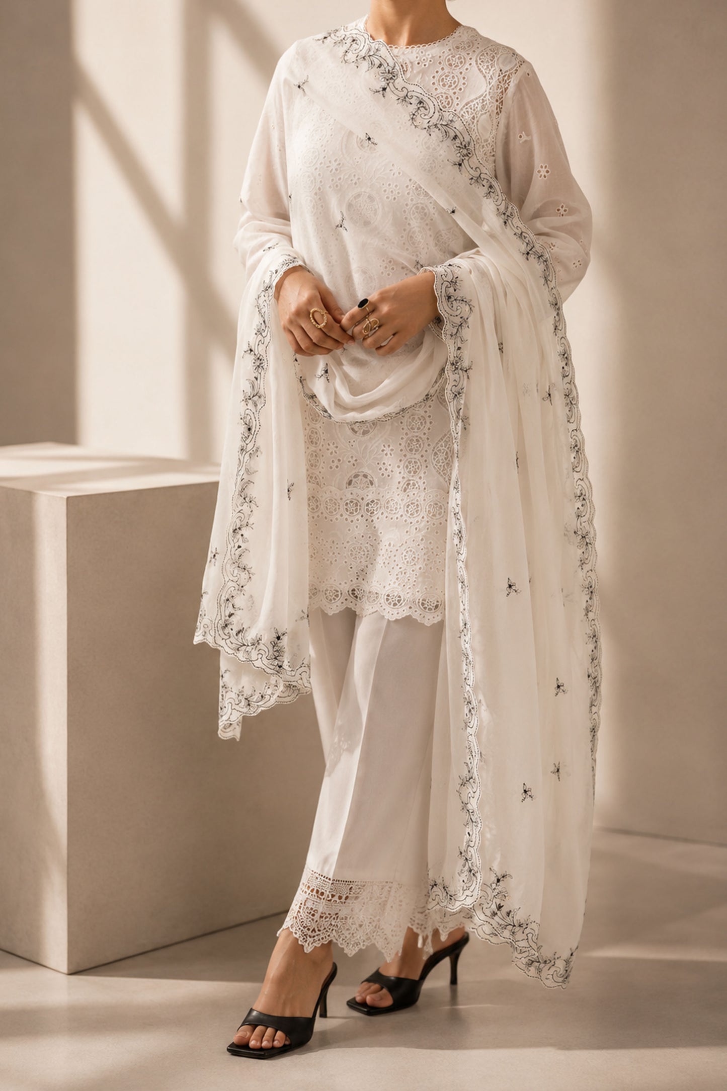 MALMAL | EMBROIDERED
