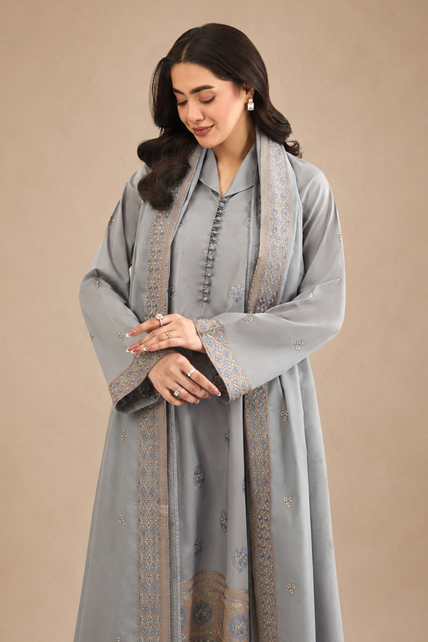 LAWN | EMBROIDERED