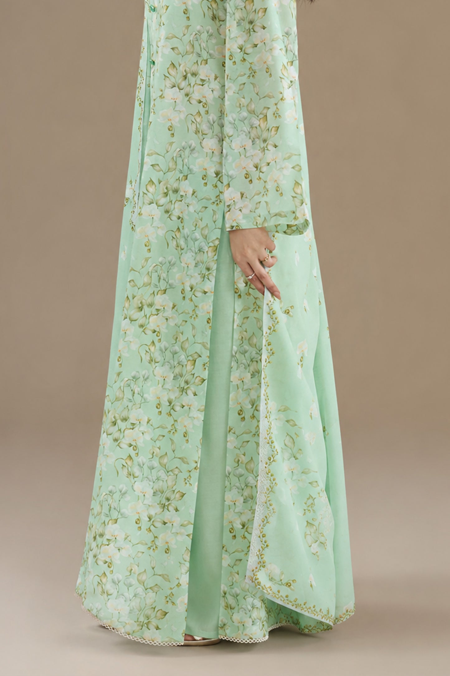 LAWN | PRINTED