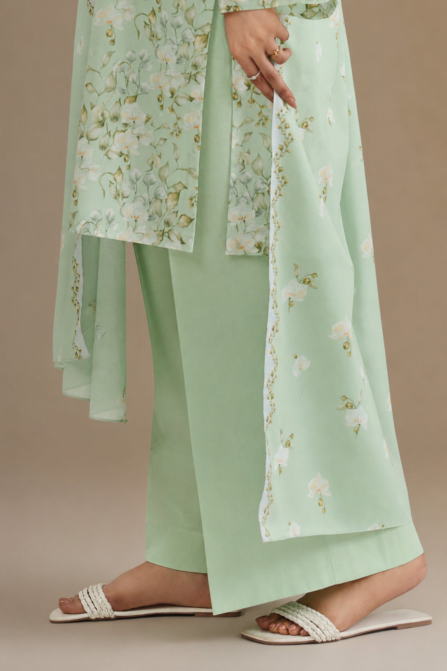 LAWN | PRINTED