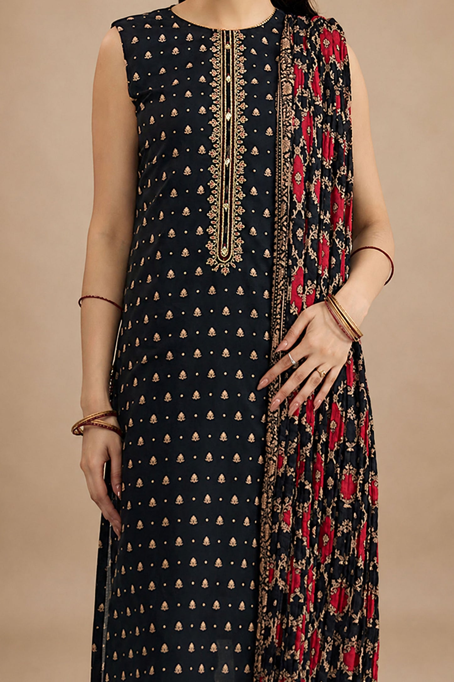 LAWN | EMBROIDERED