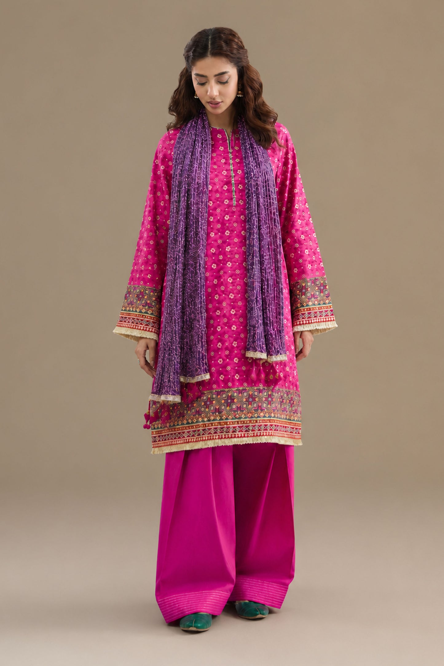 LAWN | PRINTED