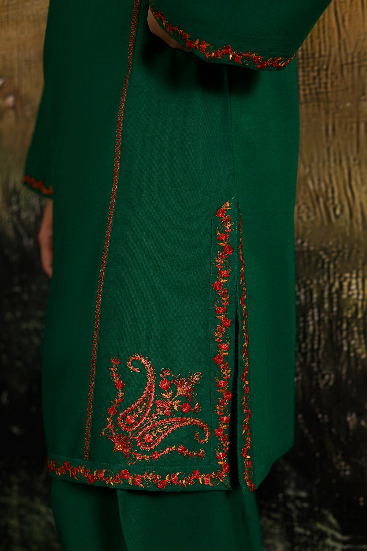 2 Piece - Embroidered Khaddar Suit - C6355 - Shop Now at Kayseria