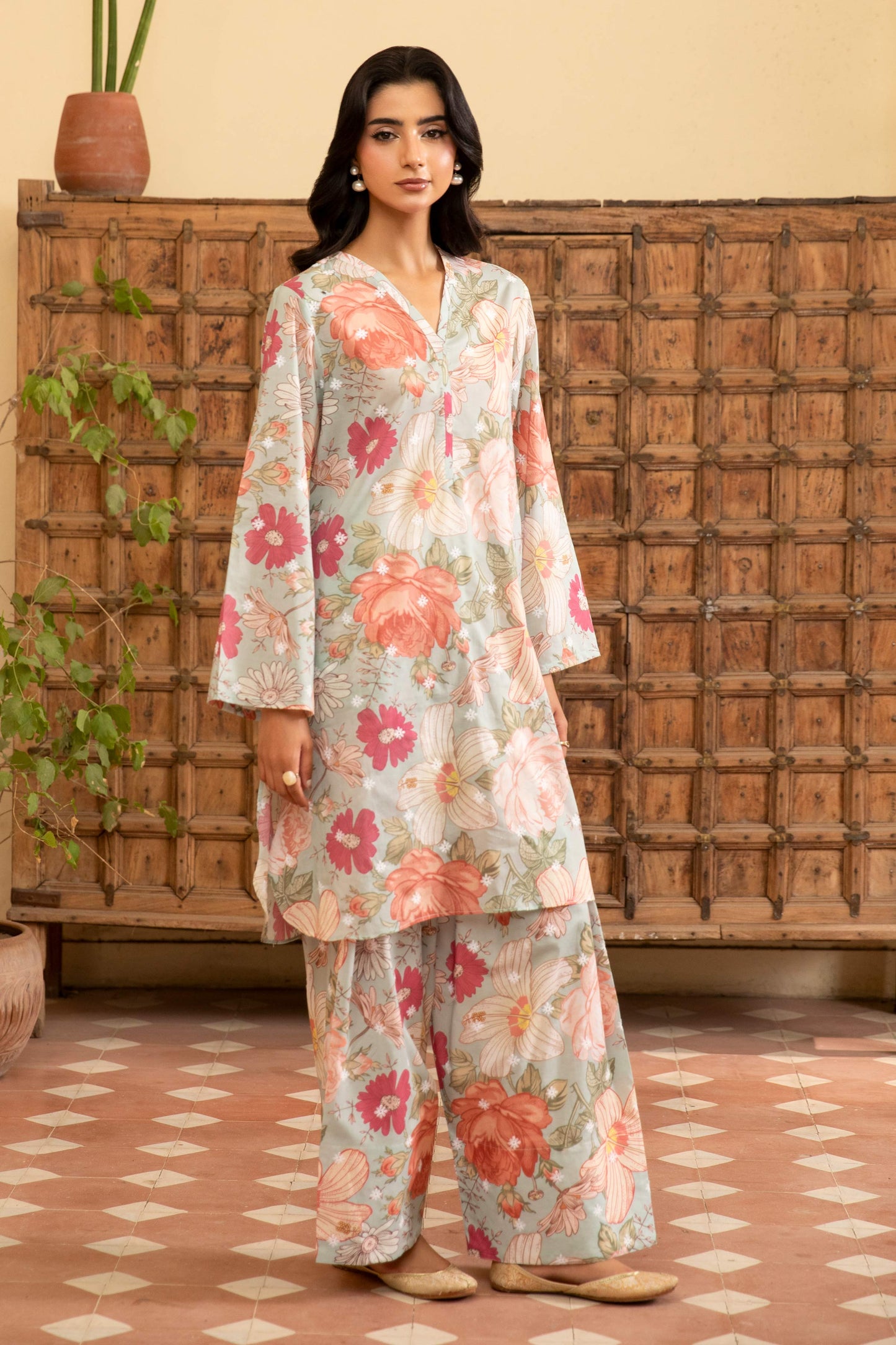 LAWN | EMBROIDERED