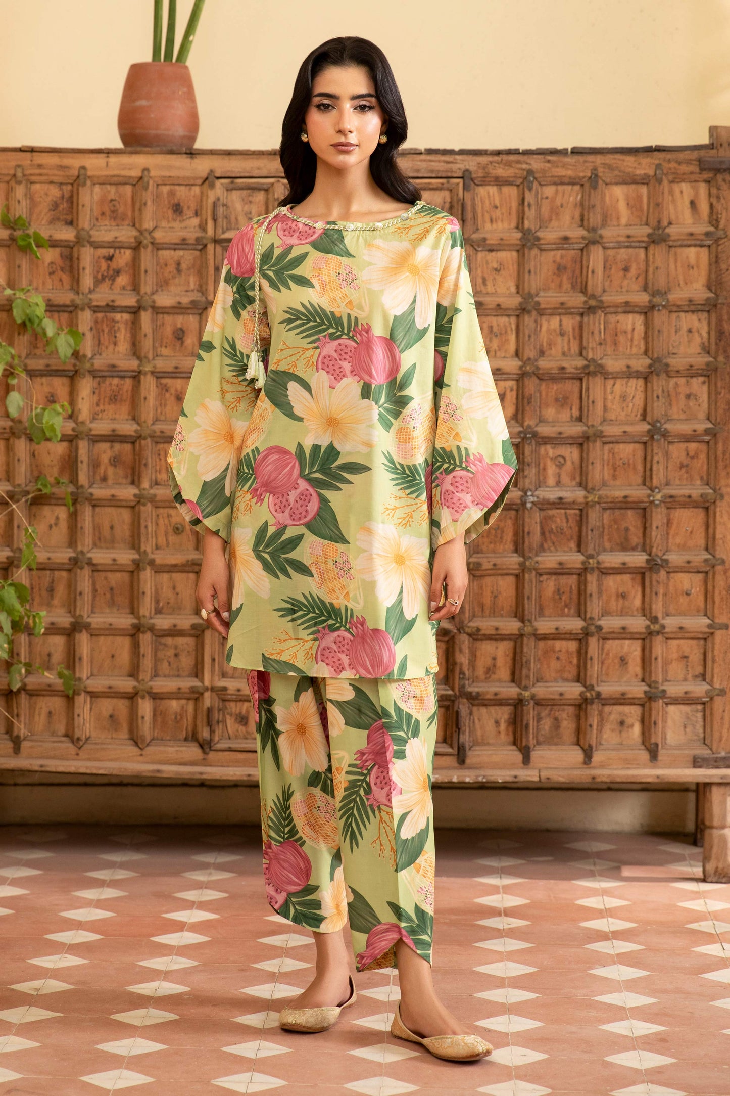 LAWN | PRINTED