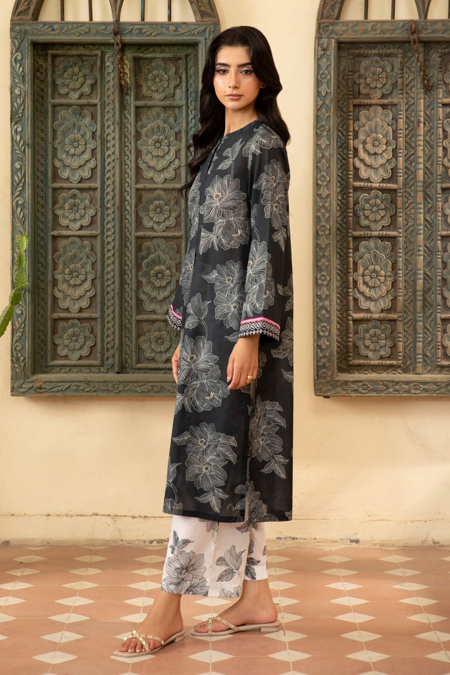CAMBRIC | EMBROIDERED