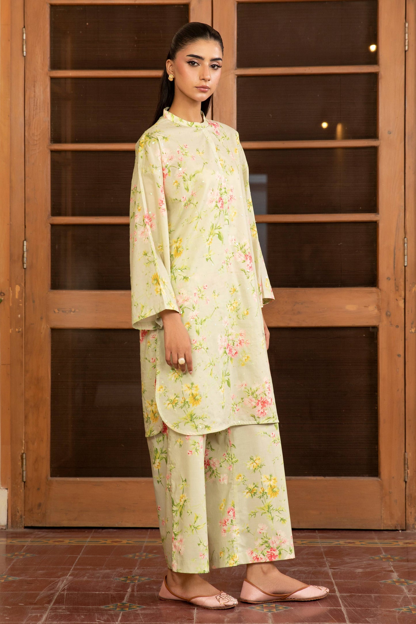 LAWN | EMBROIDERED