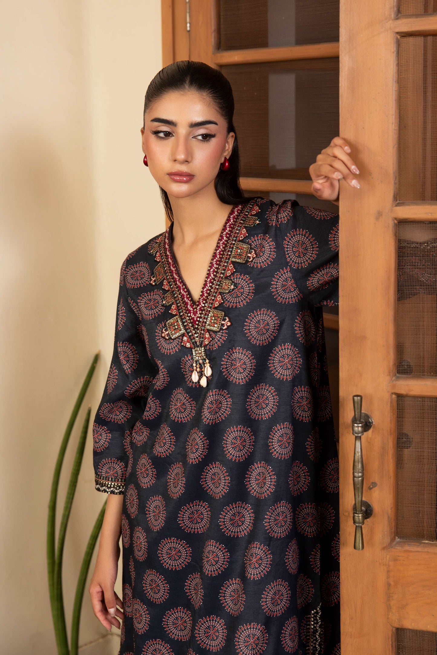 RAW SILK | EMBELLISHED