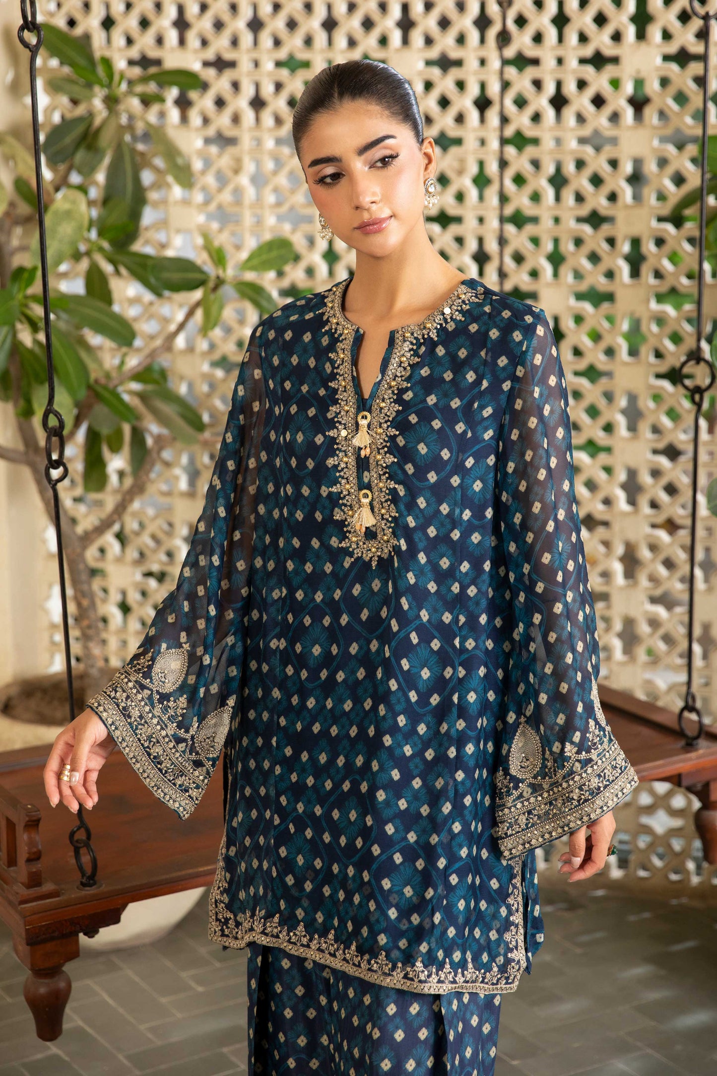 CHIFFON | EMBROIDERED