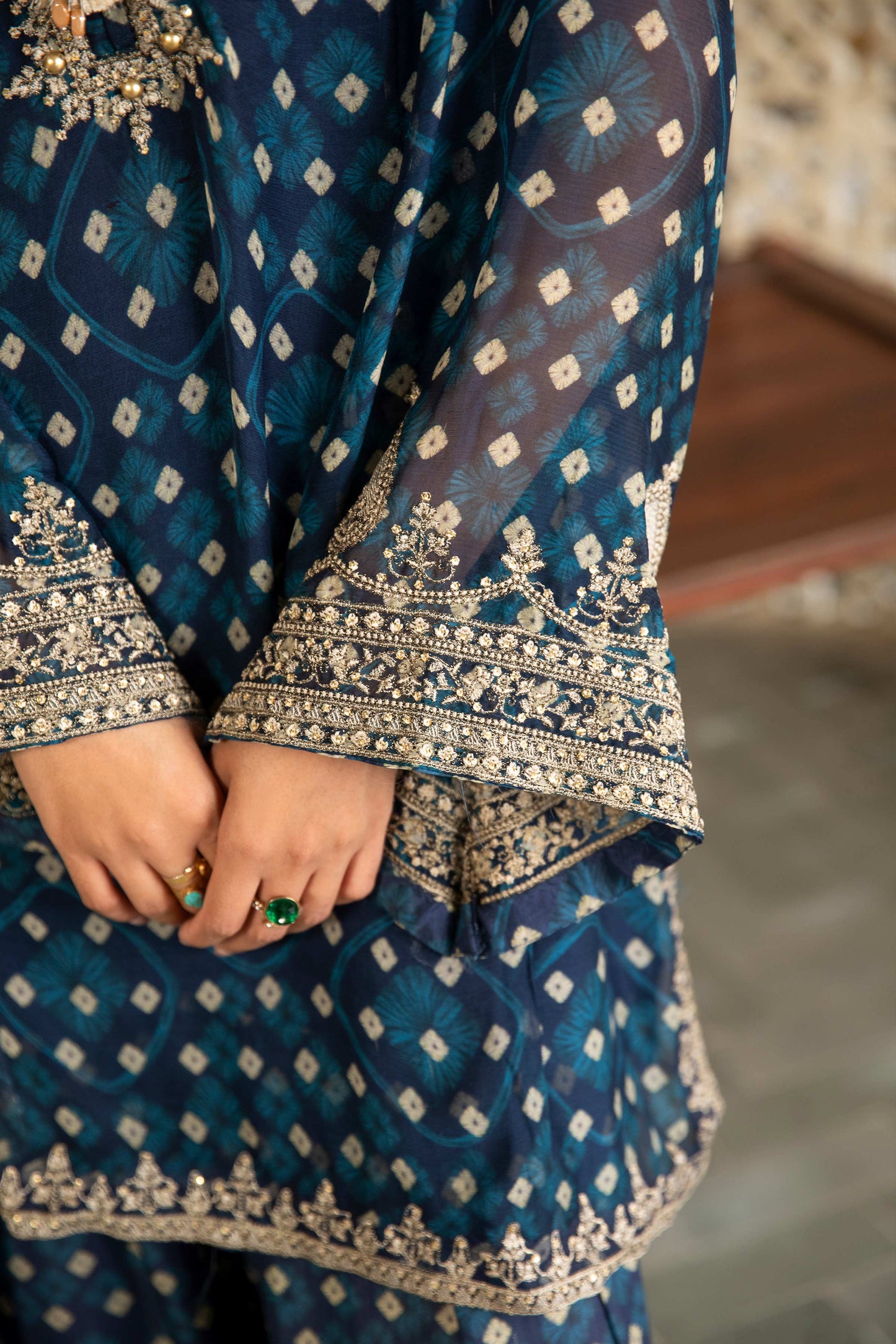 CHIFFON | EMBROIDERED