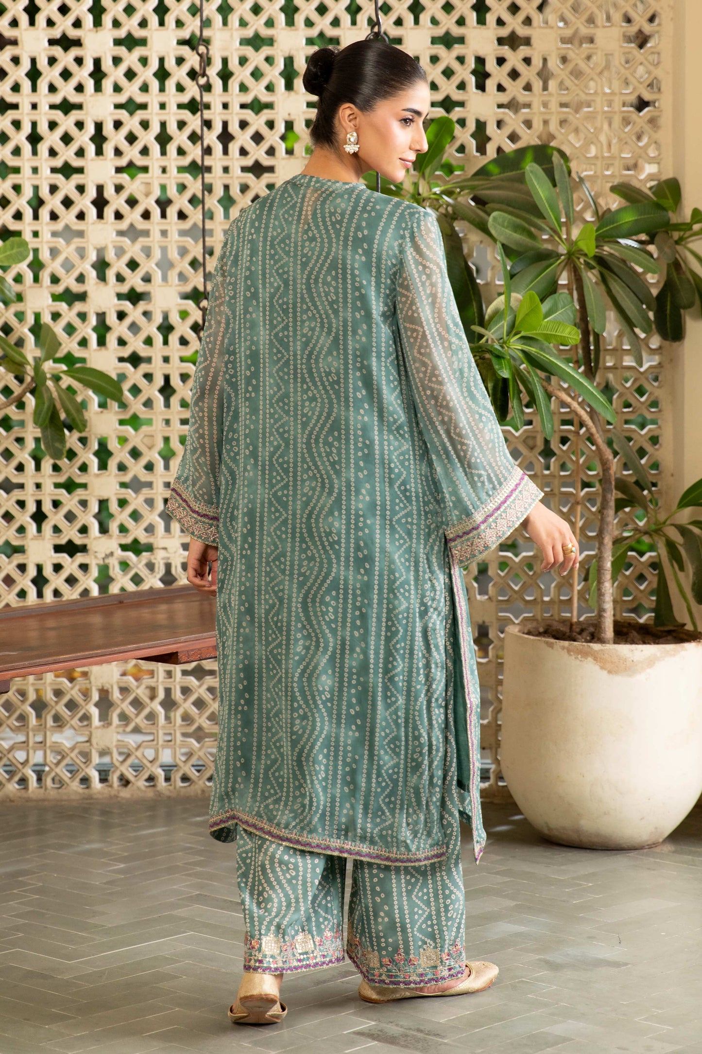 CRINKLE CHIFFON | EMBROIDERED