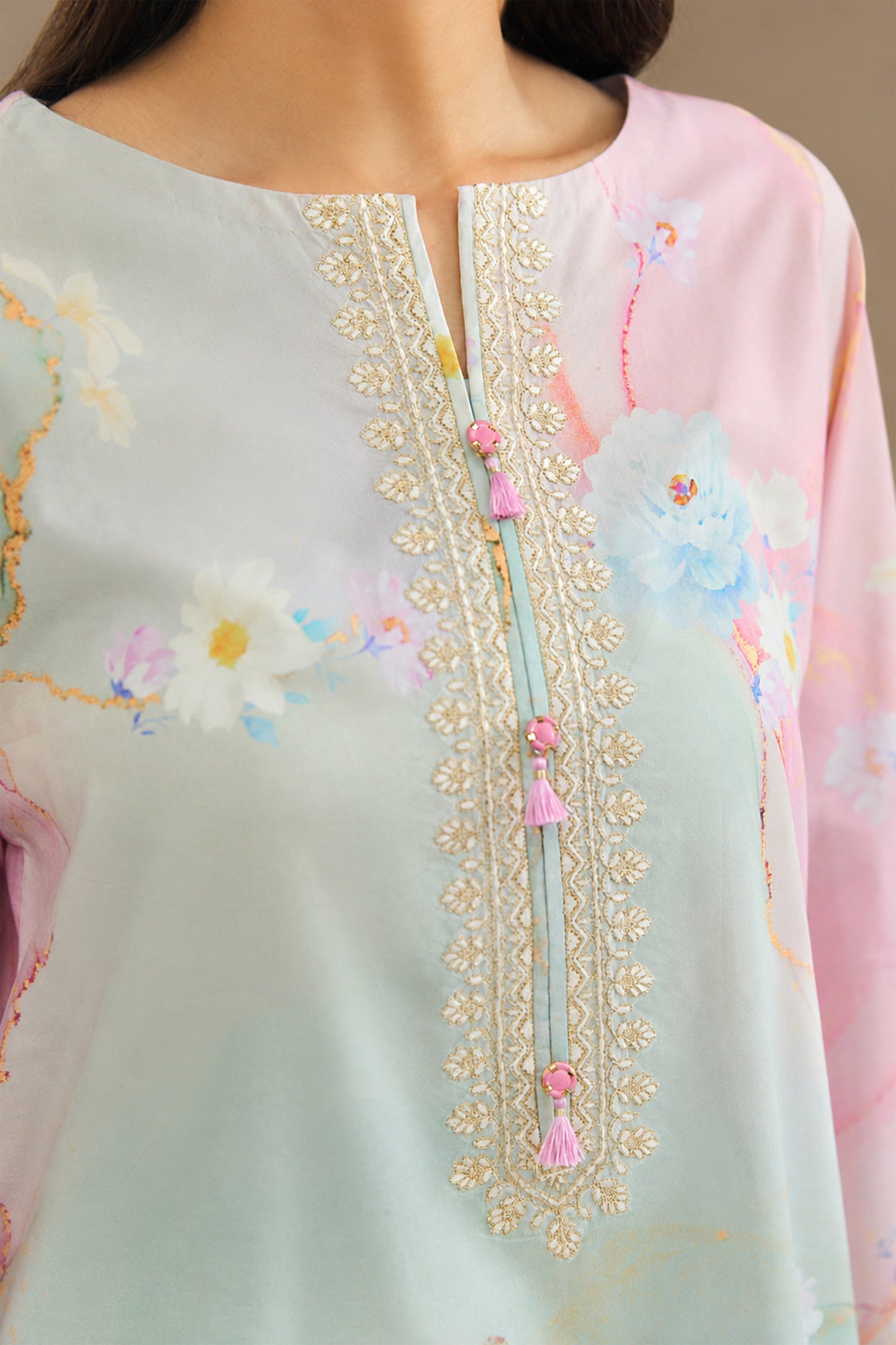 LAWN | EMBROIDERED