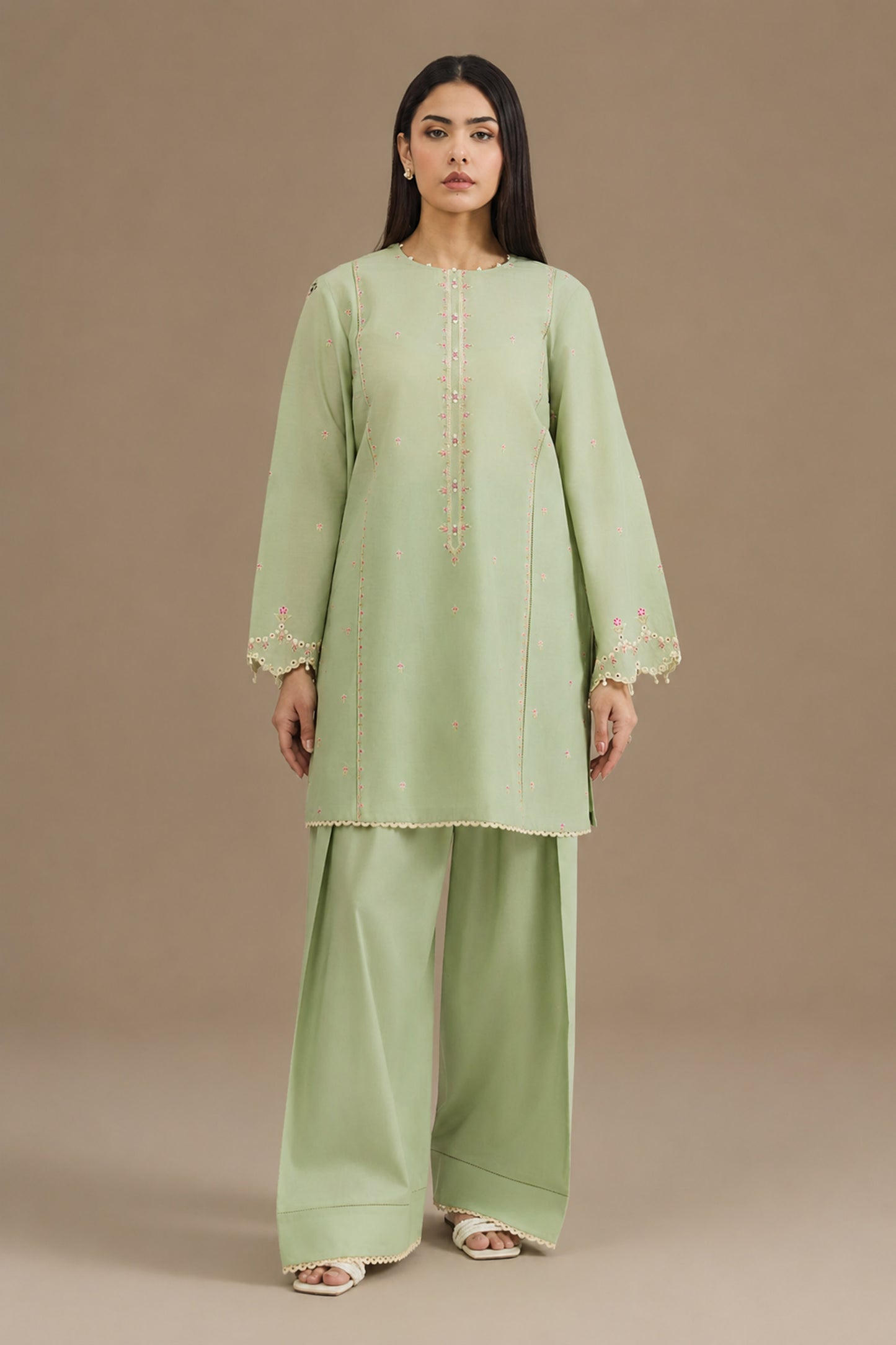 LAWN | EMBROIDERED