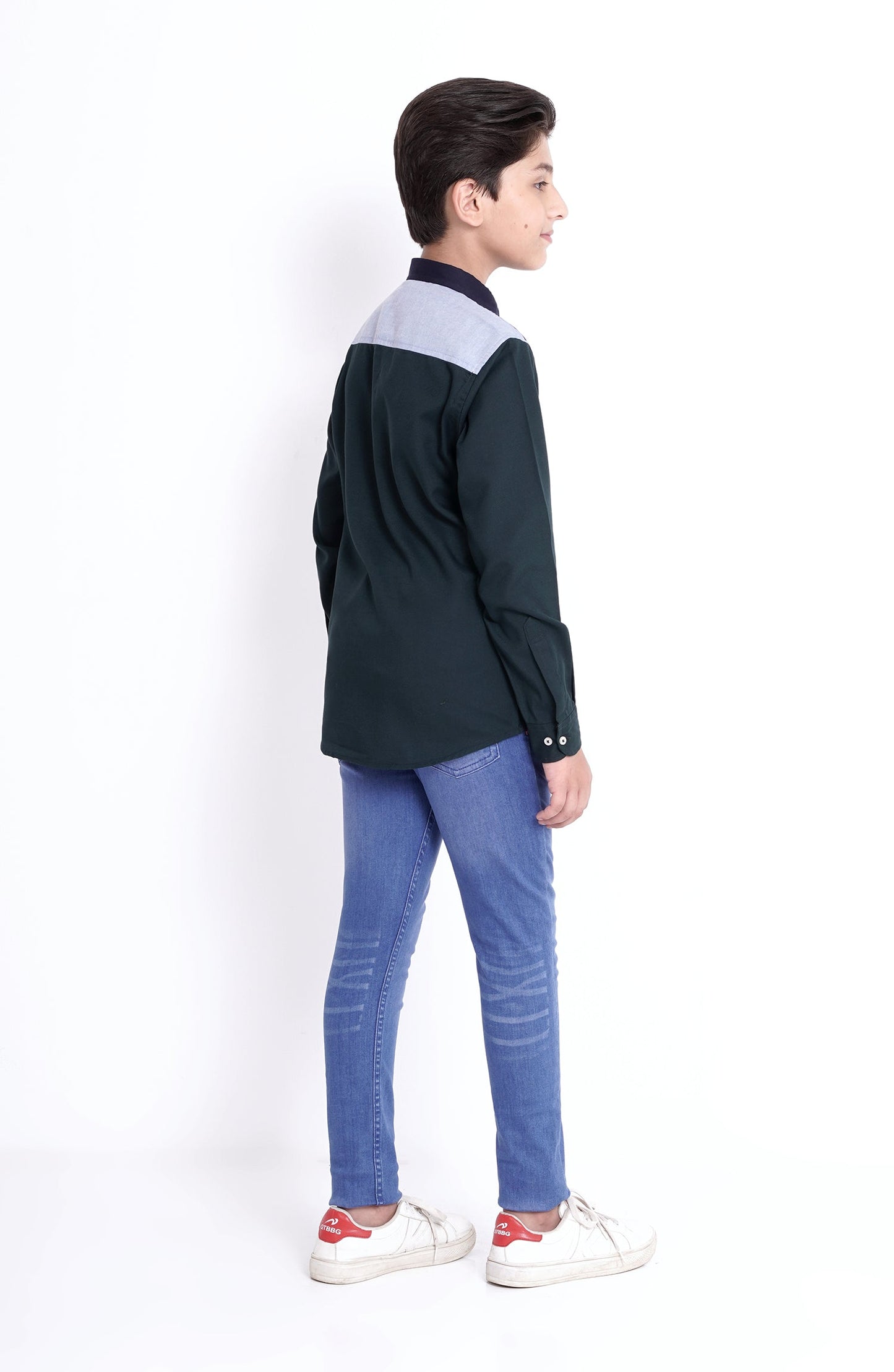 Colar Block Oxford Shirt - BW903323 - Shop Now at Leisure Club