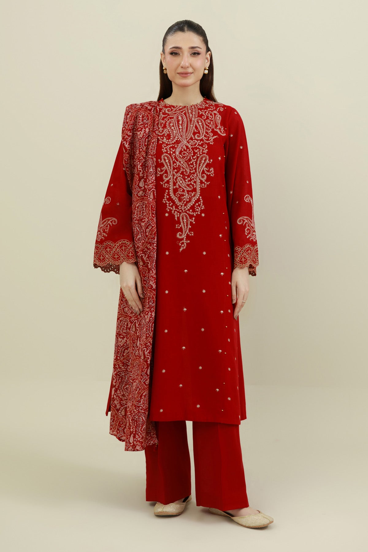 3 Piece - Embroidered Khaddar Suit - C6046-2 - Shop Now at Kayseria