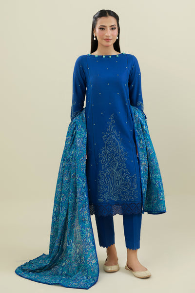 3 Piece - Embroidered Khaddar Suit - C6046-1 - Shop Now at Kayseria